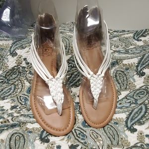 Lucky Brand White Leather Thong Sandals